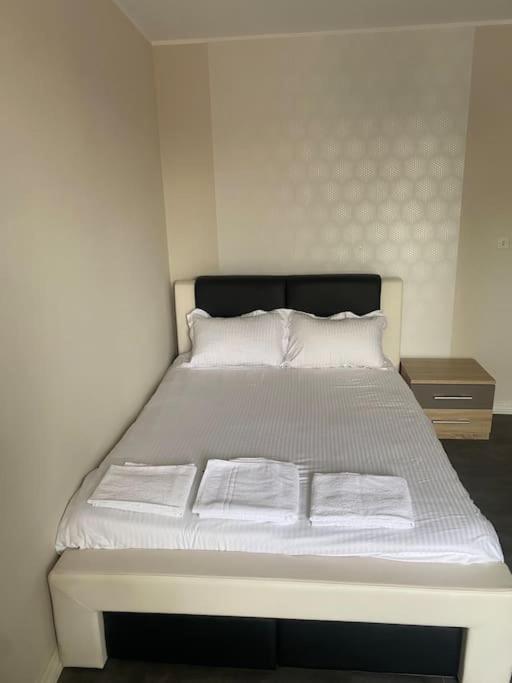 Appartement 2 Mesnils-sur-Iton المظهر الخارجي الصورة